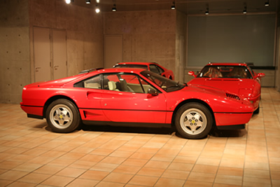 フェラーリ Ferrari のディーラー 中古車も販売する東京にあるツチヤトレィディング フェラーリ Ferrari のディーラー 中古車も販売する東京にあるツチヤトレィディング