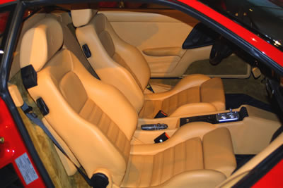 355F1RossoCorsa-Beige