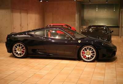 フェラーリ(Ferrari)のディーラー、中古車も販売する東京にある フェラーリ(Ferrari)のディーラー、中古車も販売する東京にある